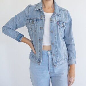 Vintage Levis Light Blue Denim Trucker Jacket Preppy Cotton Western Jean M